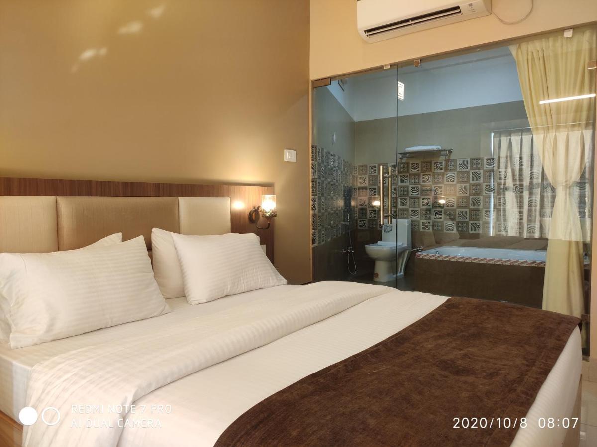 The Pearl Hotell Puri Eksteriør bilde