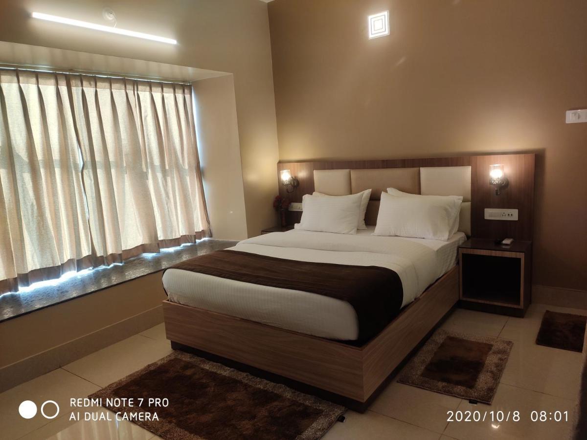 The Pearl Hotell Puri Eksteriør bilde