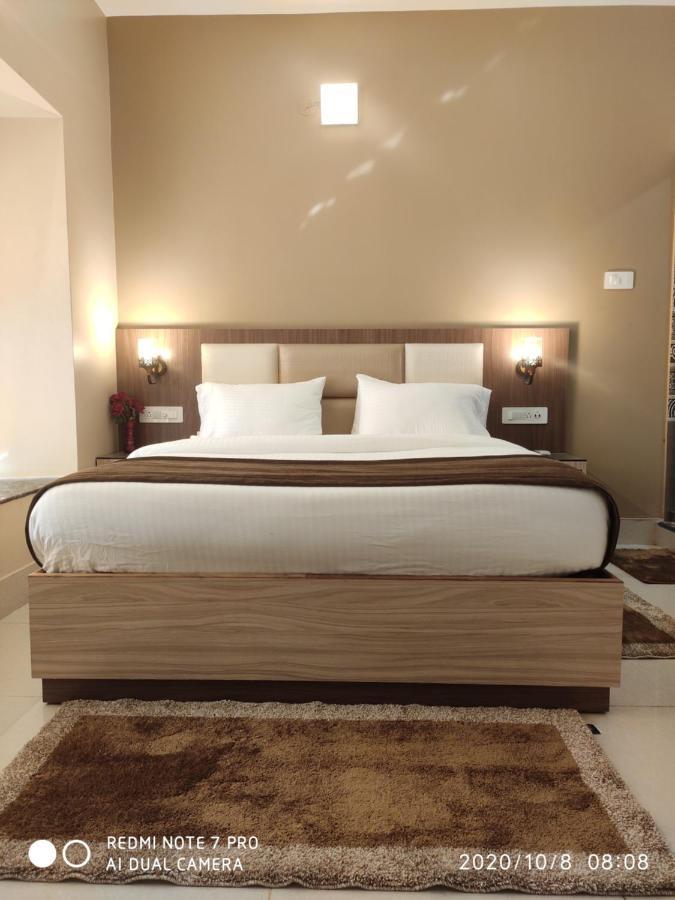 The Pearl Hotell Puri Eksteriør bilde